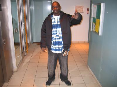 moi j'etait entrain de manger du biscuit lol sisi en mode west cost 
